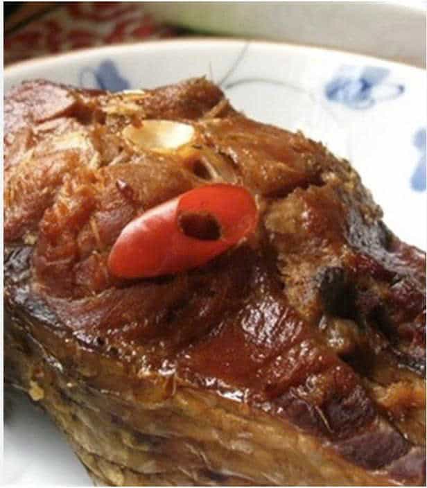 Cá Trắm kho củ giềng (kho rục xương) 0.5kg